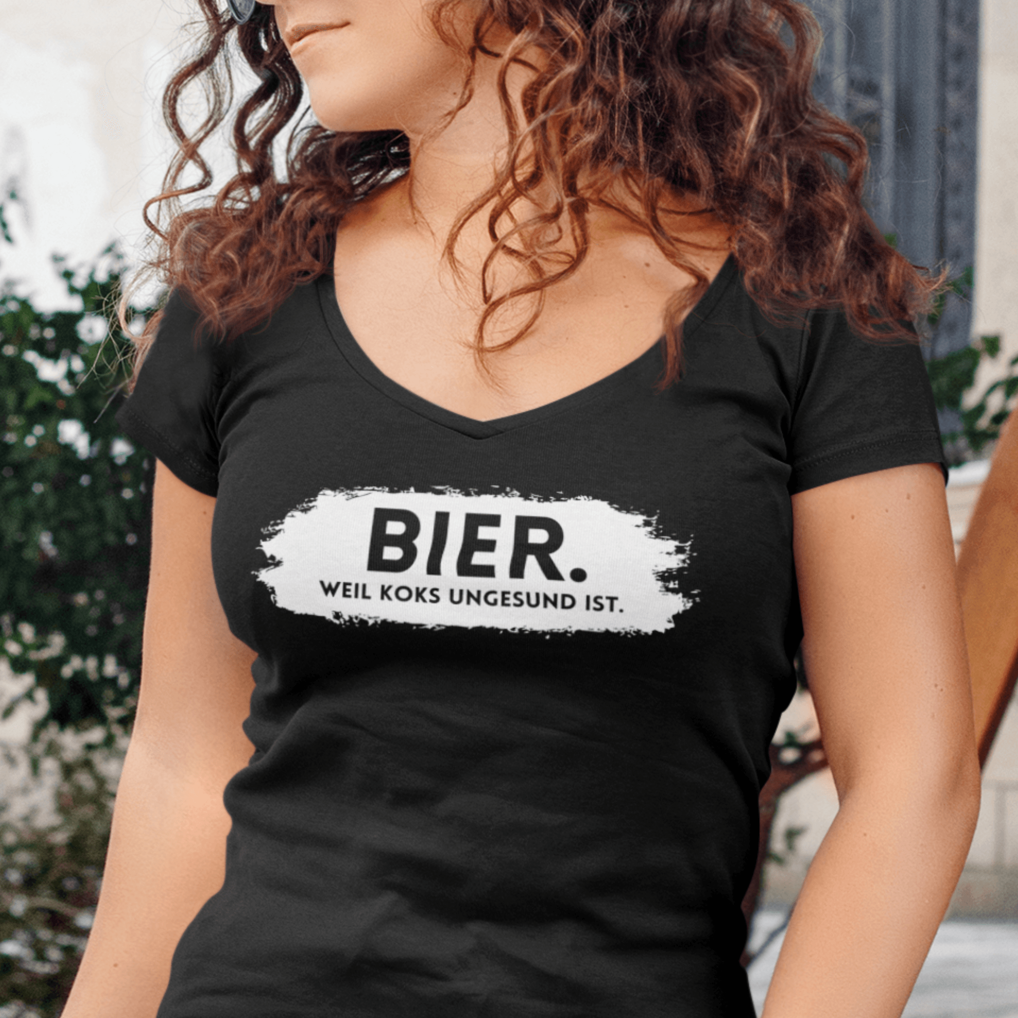 BIER UNGESUND - V-Neck Damenshirt - einschenken24.de
